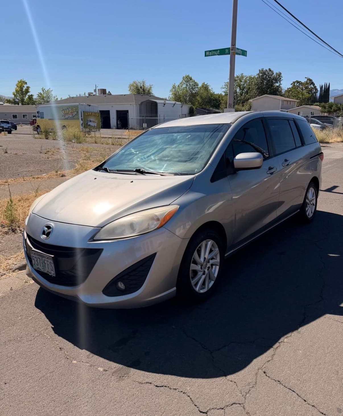 2012 Mazda 5 van